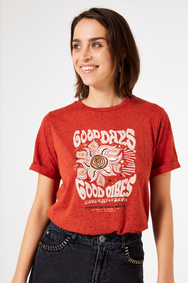 Good Days Good Vibes T-Shirt